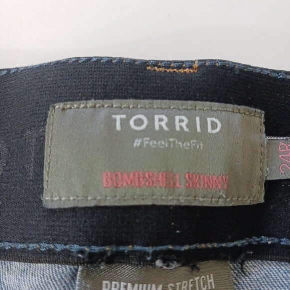 Torrid Womens Bombshell Skinny Jeans Premium Stretch High Rise Med. Wash Size 24 - Picture 3 of 9